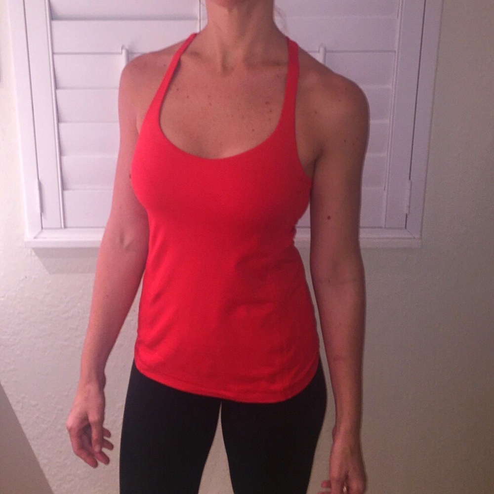 Red lululemon top!